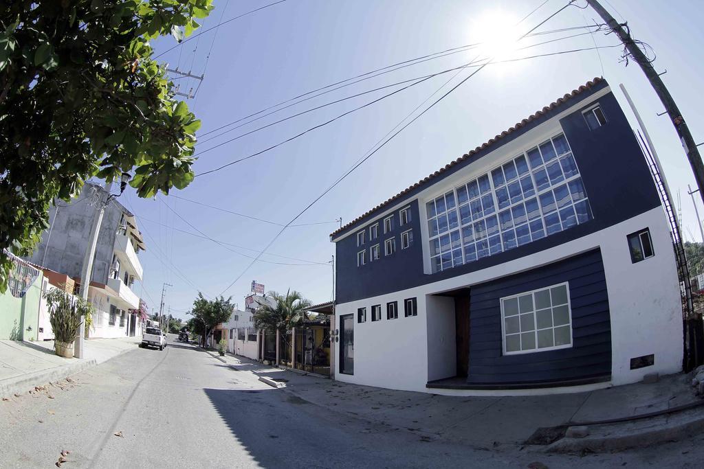 Hostal Azul Y Blanco Santa Cruz Huatulco Eksteriør bilde